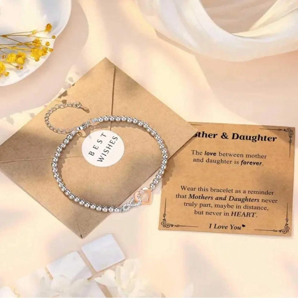NWT “Mother &‎ Daughter” beautiful bracelet